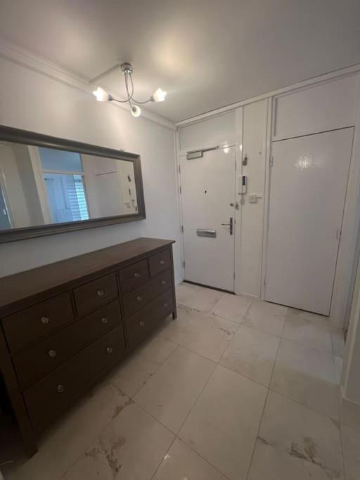 Flat, Apartment In Haggerston N1, Central London Bagian luar foto